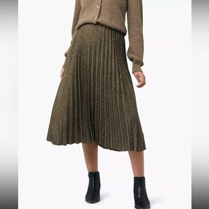 NWT XS Ripe maternity or non maternity skirt!